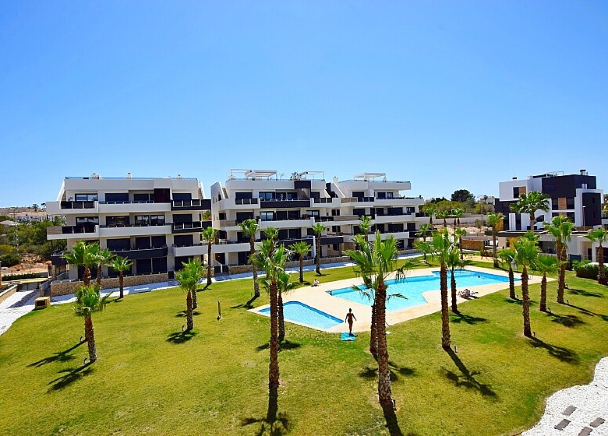 APARTAMENTO PLANTA BAJA · Reventa · Orihuela Costa · OL-39419