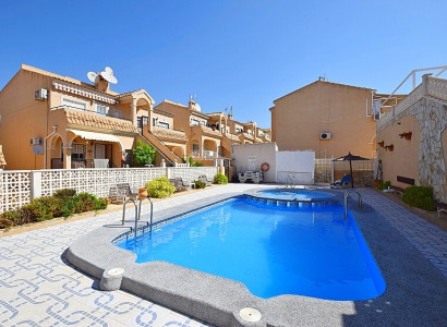 APARTAMENTO PLANTA BAJA · Reventa · Orihuela Costa · Villamartin area