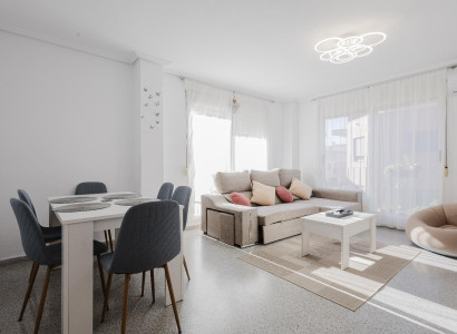 APARTAMENTO - Resale - San Miguel de Salinas - San Miguel de Salinas