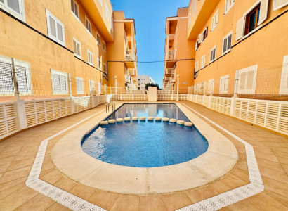 APARTAMENTO · Resale · Torrevieja · La mata