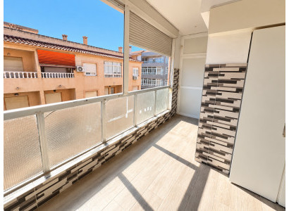 APARTAMENTO · Reventa · Torrevieja · playa de los naufragos