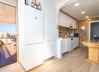 APARTAMENTO - Reventa - Torrevieja - Playa del Acequión