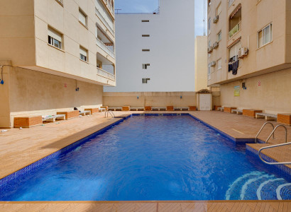 APARTAMENTO - Reventa - Torrevieja - Playa del Acequión