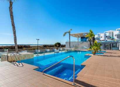 Apartment - Resale - El Raso - El Raso