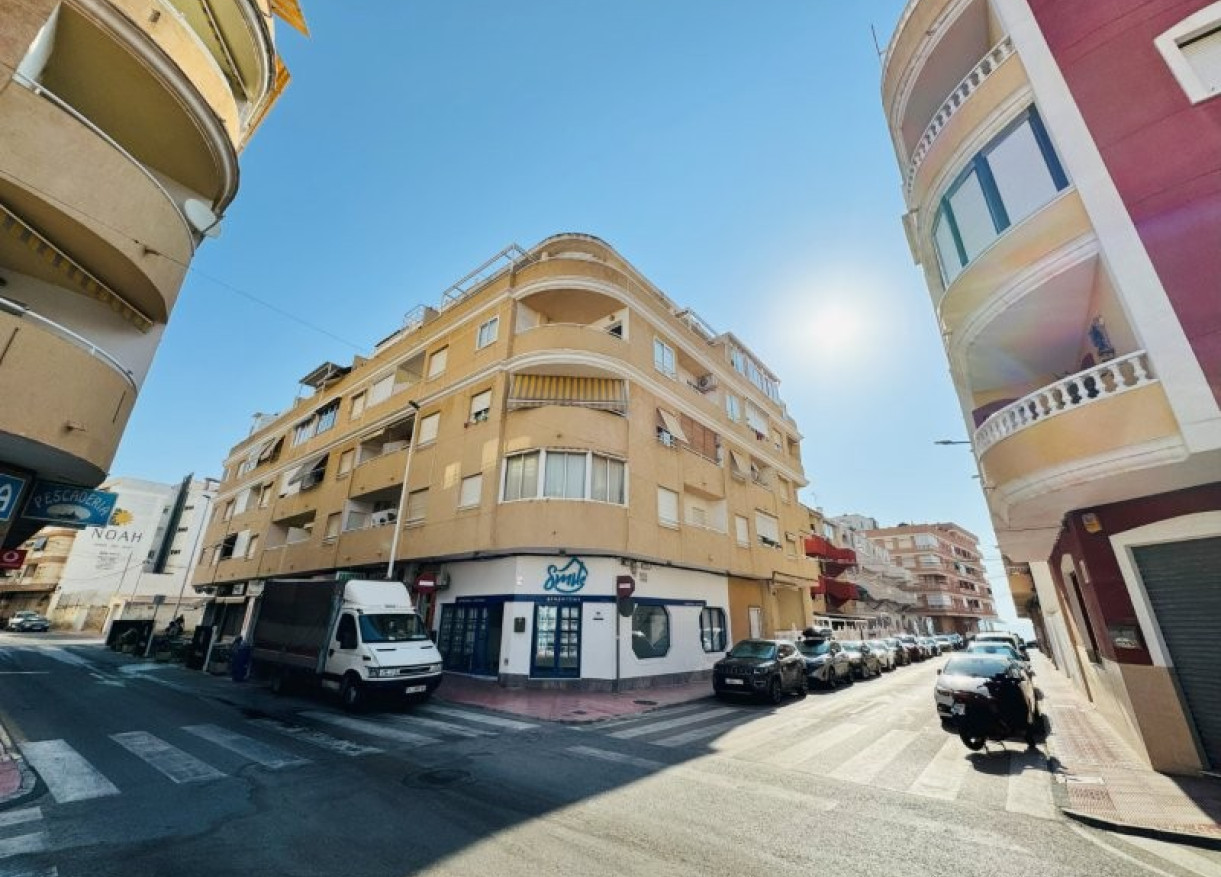 Apartment · Rynek wtórny · La Mata · SM-88383