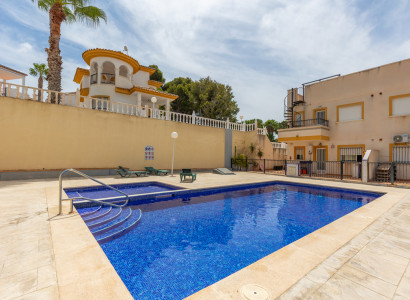 Apartment - Sale - Orihuela - Villamartin