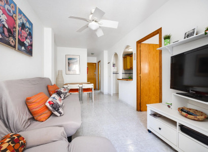 Apartment - Sale - Torrevieja - Playa de los Locos