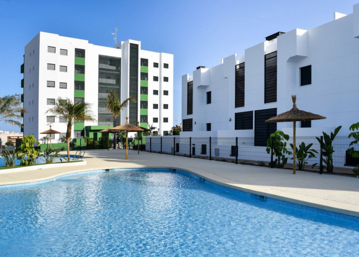 Apartments · New Build · Mil Palmeras · TBH740