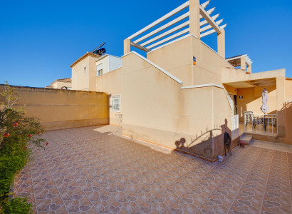 Chalet - Resale - Torrevieja - Pueblo - Centro