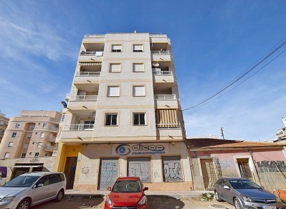 Commercial - Resale - Torrevieja - Centro ciudad