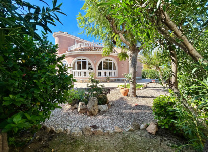 Detached House / Villa - Resale - El Chaparral - El Chaparral