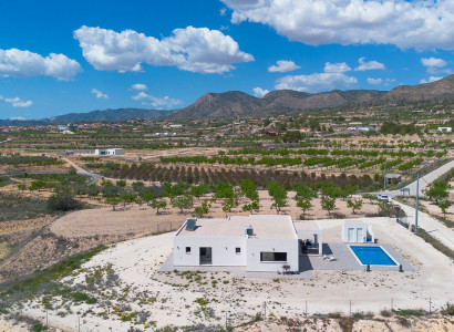 Detached Villa - Sale - Macisvenda - Macisvenda