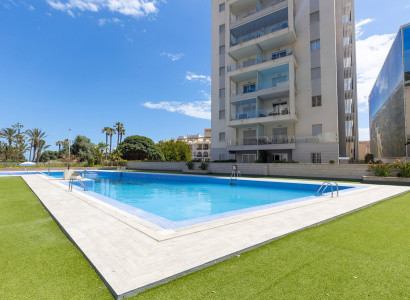 GROUND FLOOR APARTMENT - Sale - La Mata - Playa