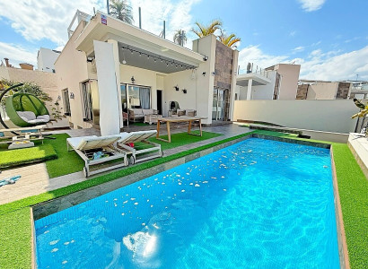 Luxury villa - Rynek wtórny - Orihuela Costa - villamartin