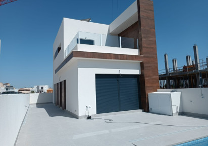 New Build · Semi-detached house · Daya Nueva