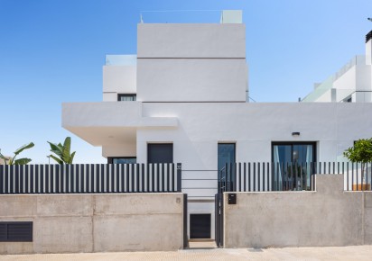 New Build · Villa · Dolores Town