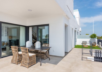 New Build · Villa · Dolores Town