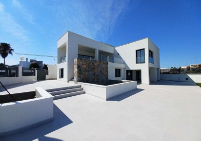 New Build · Villa · La Veleta