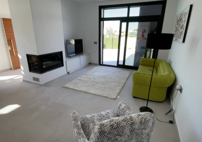 New Build · Villas · Daya Nueva