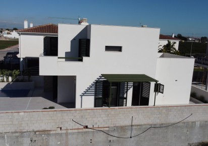 New Build · Villas · Daya Nueva