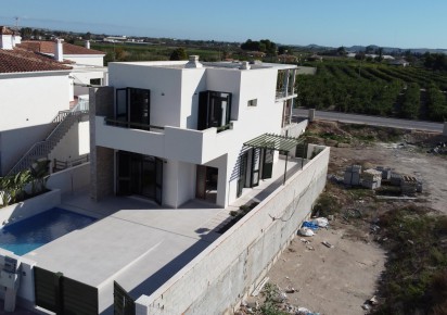 New Build · Villas · Daya Nueva