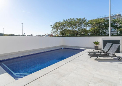 New Build · Villas · Daya Nueva