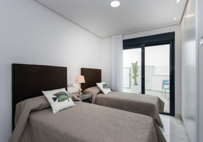 New Build · Villas · Roda