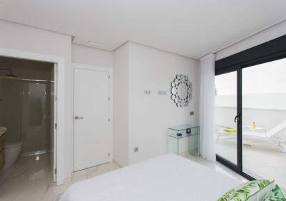 New Build · Villas · Roda