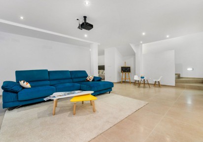 New Build · Villas · Rojales