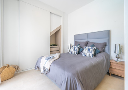 New Build · Villas · ROLDAN