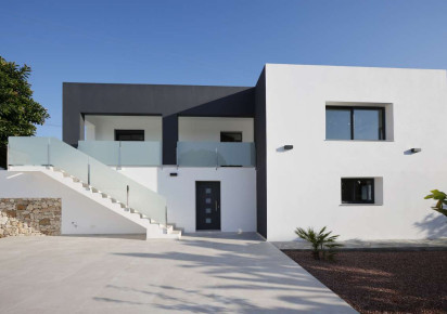 Nueva construcción  · detached house · Calpe