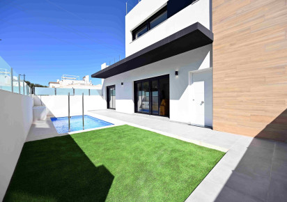 Nueva construcción  · Semi-detached house · Orihuela Costa · villamartin