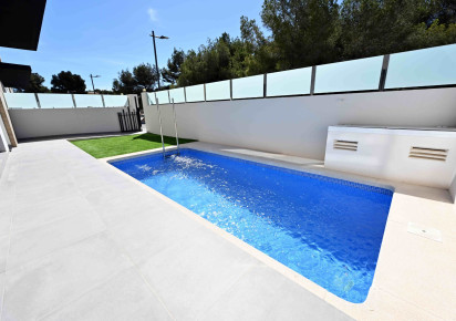 Nueva construcción  · Semi-detached house · Orihuela Costa · villamartin