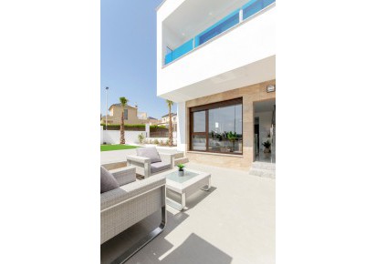 Nueva construcción  · Townhouse · Torrevieja · Los balcones