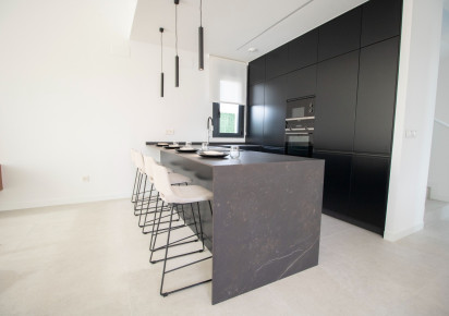 Nueva construcción  · Villa · Finestrat