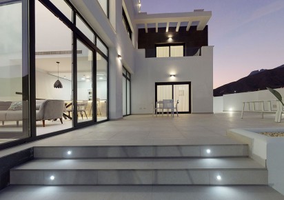Nueva construcción  · Villas · Finestrat