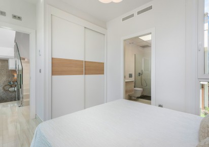 Nueva construcción  · Villas · Los Montesinos - La Herrada