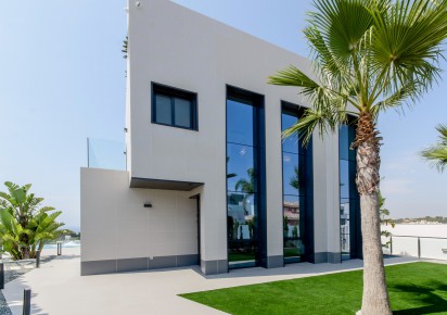 Nueva construcción  · Villas · Orihuela Costa · Dehesa de Campoamor