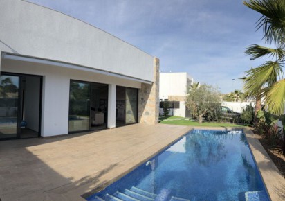 Nueva construcción  · Villas · Pilar de la Horadada · PILAR DE LA HORADADA