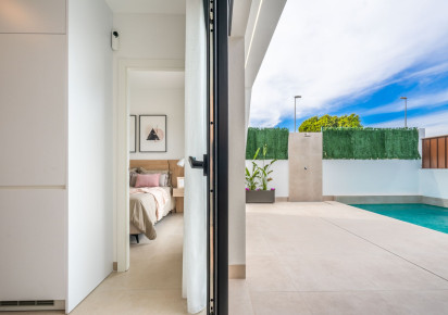 Nueva construcción  · Villas · ROLDAN