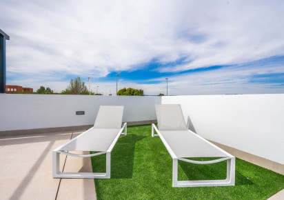 Nueva construcción  · Villas · ROLDAN