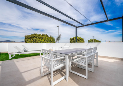 Nueva construcción  · Villas · ROLDAN
