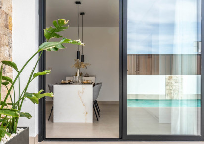 Nueva construcción  · Villas · ROLDAN