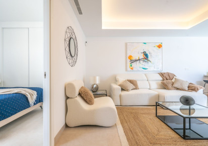 Nueva construcción  · Villas · ROLDAN