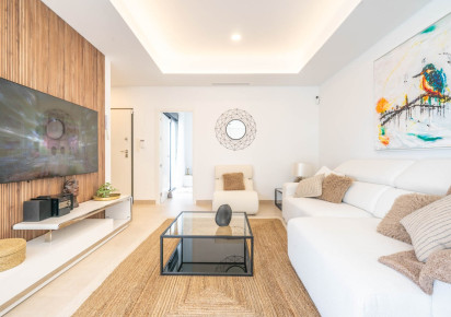 Nueva construcción  · Villas · ROLDAN