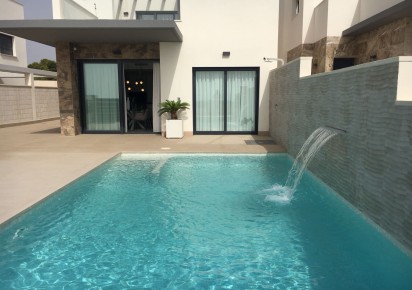 Nueva construcción  · Villas · San Miguel de Salinas