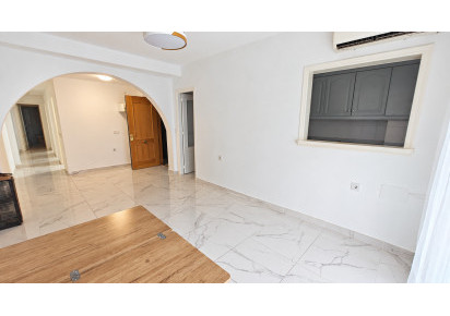 Resale · APARTAMENTO · Torrevieja · Acequion