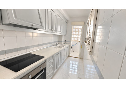 Resale · APARTAMENTO · Torrevieja · Acequion