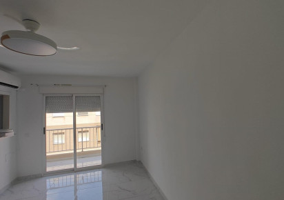 Resale · APARTAMENTO · Torrevieja · Acequion