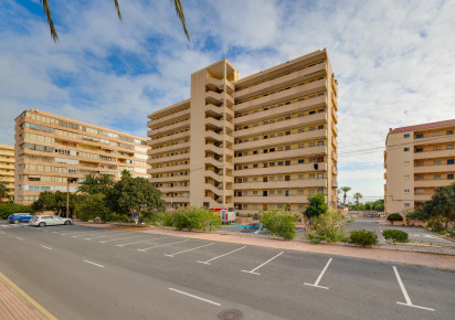 Resale · APARTAMENTO · Torrevieja · Cabo cervera